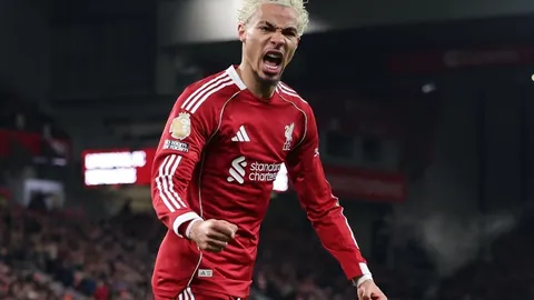 洛杉矶山火吞噬泳将10枚奥运金牌，逃生往事令人颤栗